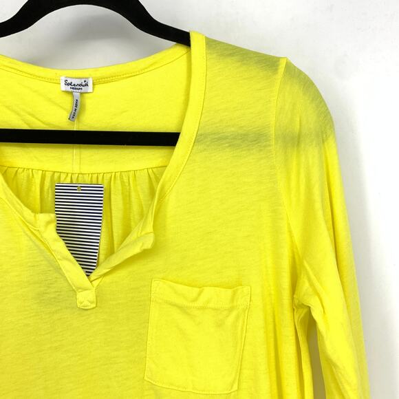 Splendid Split Neck Tab Sleeve Knit Shirt Womens Size Medium Sunny Yellow NEW - Picture 3 of 7